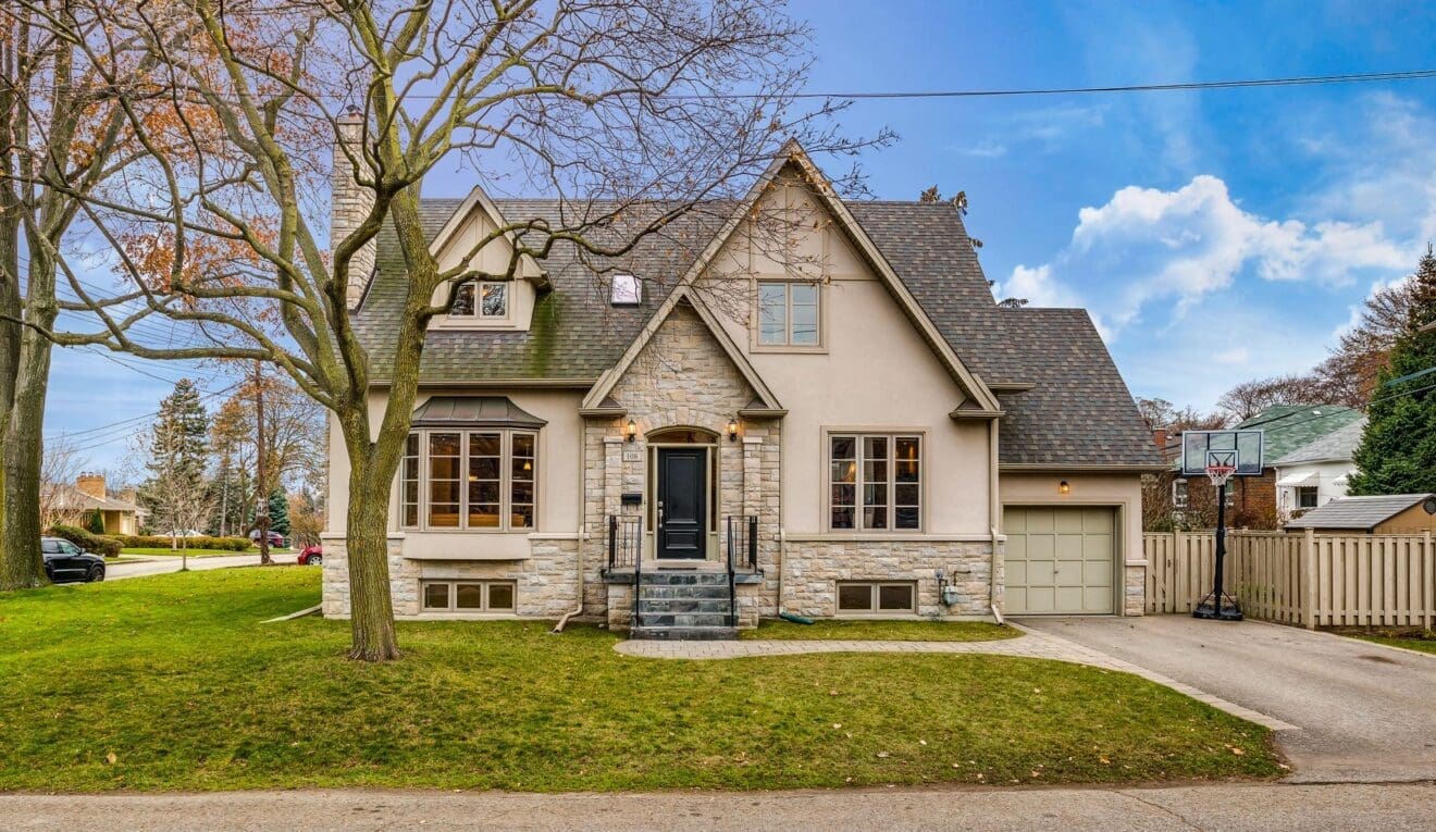 108 Grenview Blvd. South Christensen Real Estate Group