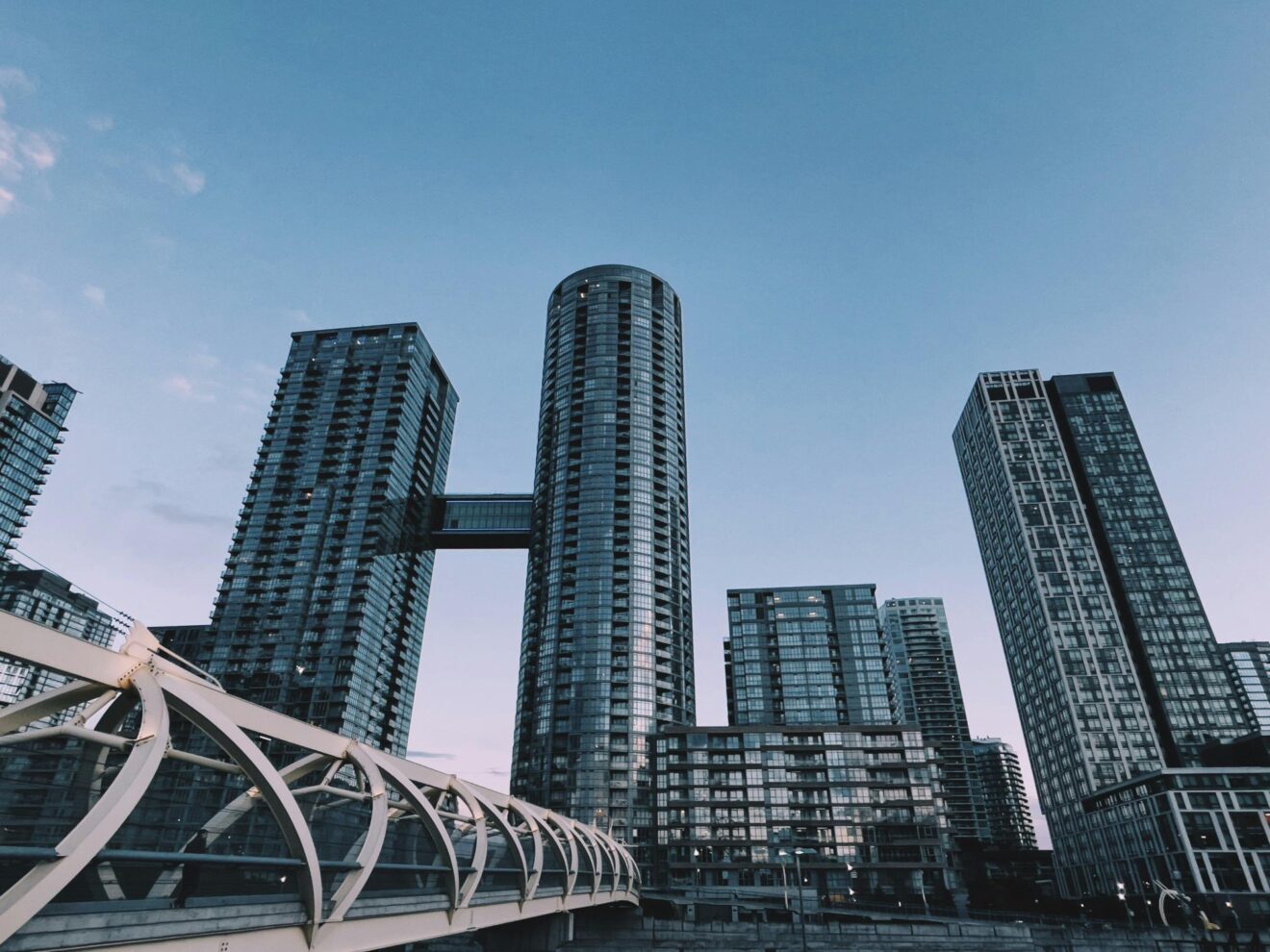 Should You Market Your Condo to Investors?